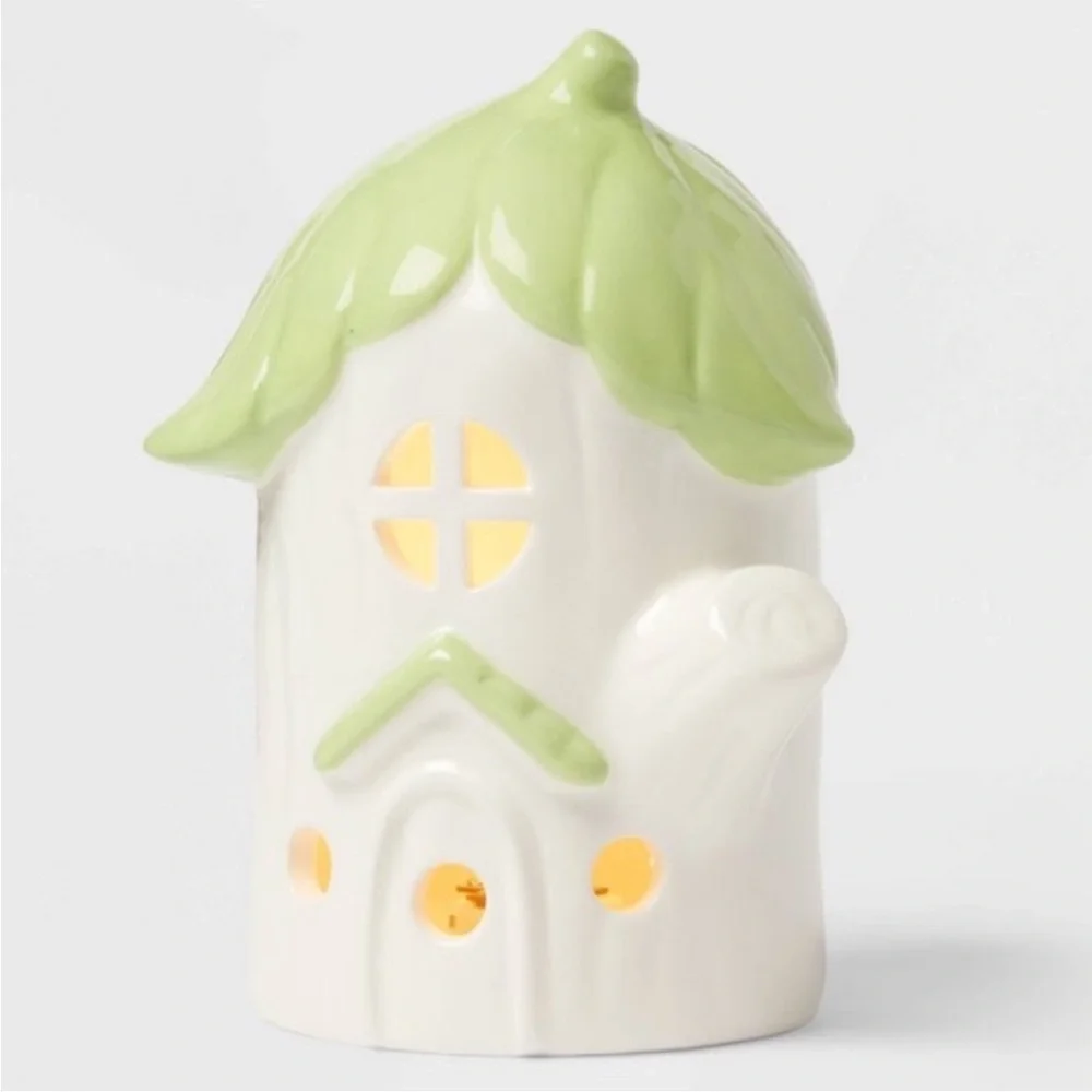 Target Spritz Spring Cabbage LIGHT UP Green & White Ceramic House